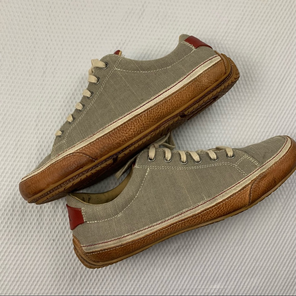 Fossil canvas lace up sneaker